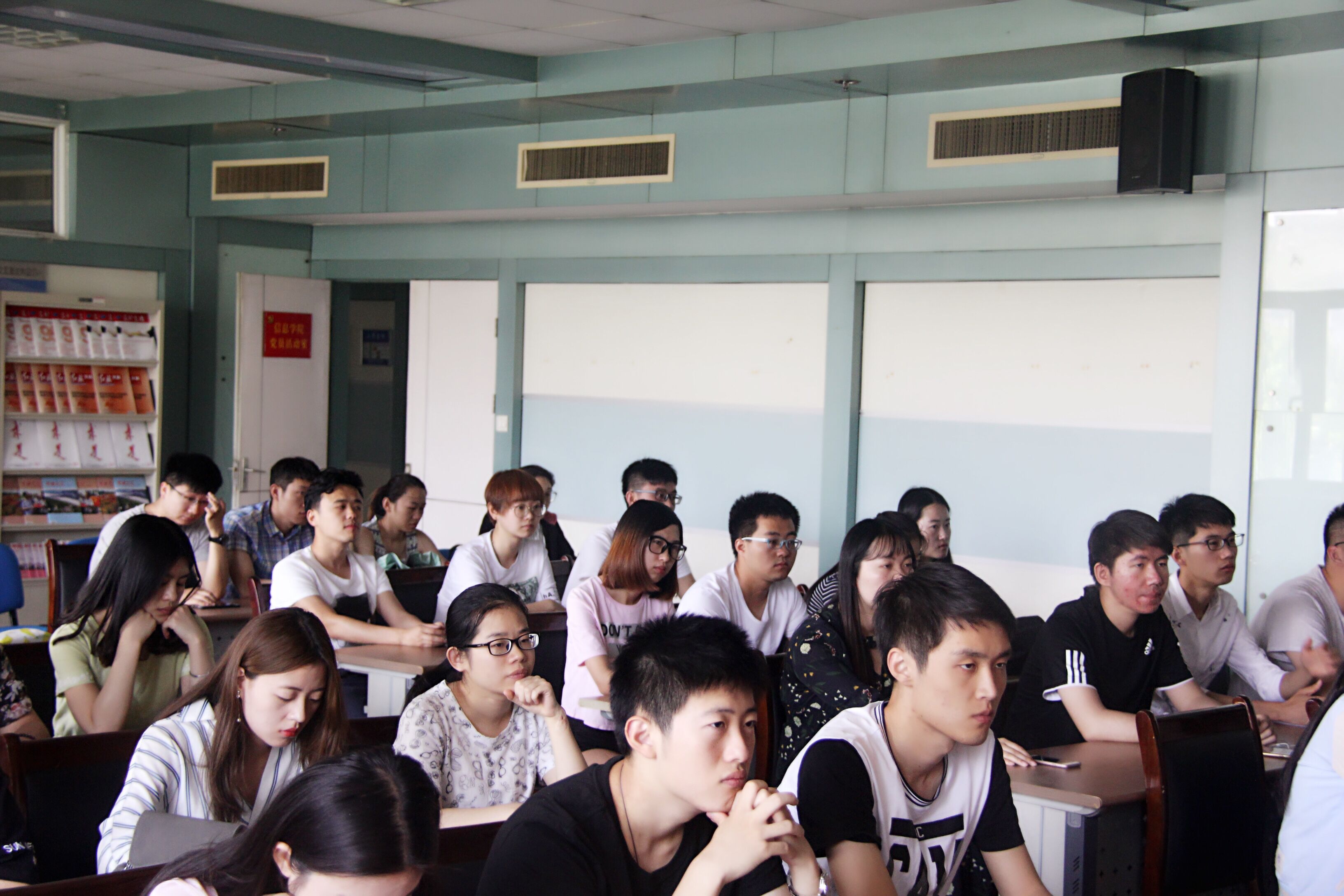 QQ图片20170526174801.jpg QQ图片20170526174801.jpg